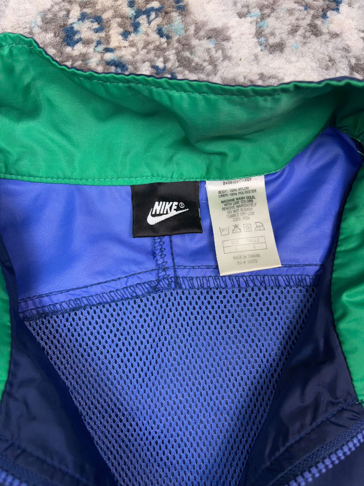 Vintage Nike Embroidered Swoosh Spellout Sleeve Block Windbreaker Jacket Size Large