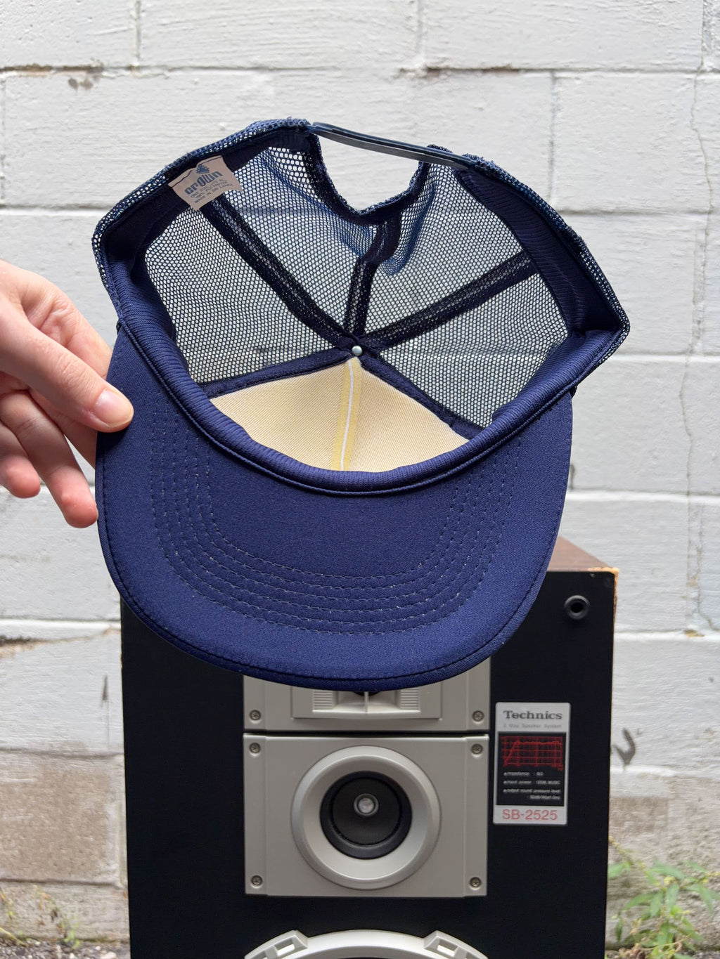 Vintage 80s/90s Hitchin' Post New York Graphic Trucker Snapback Hat OSFA