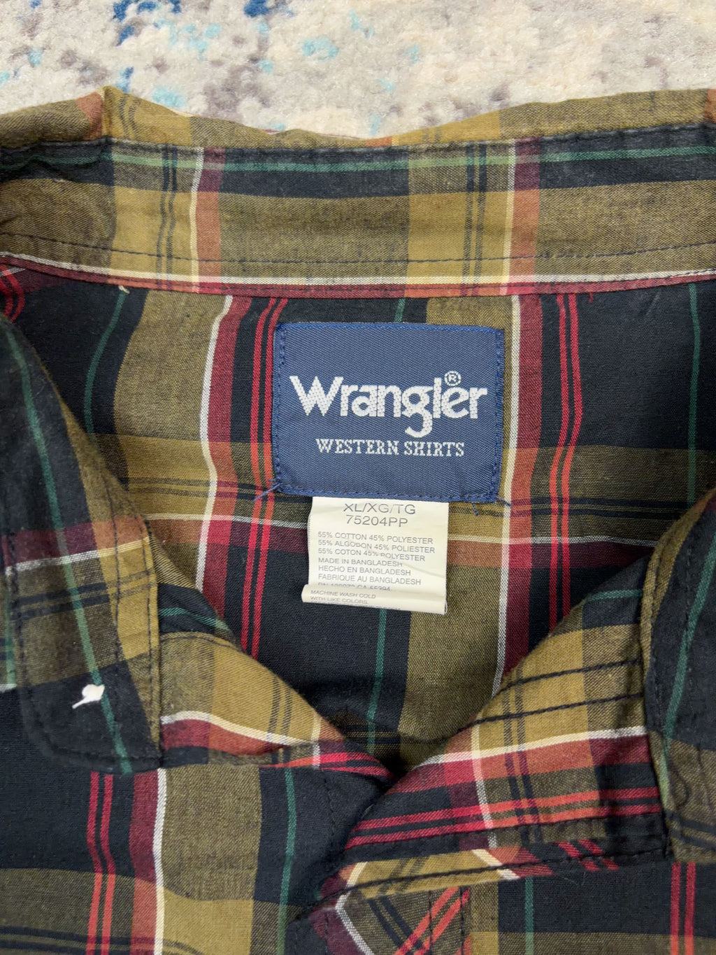 Vintage Wrangler Pearl Snap Plaid Long Sleeve Reworked Cropped Button Up Shirt Size XL