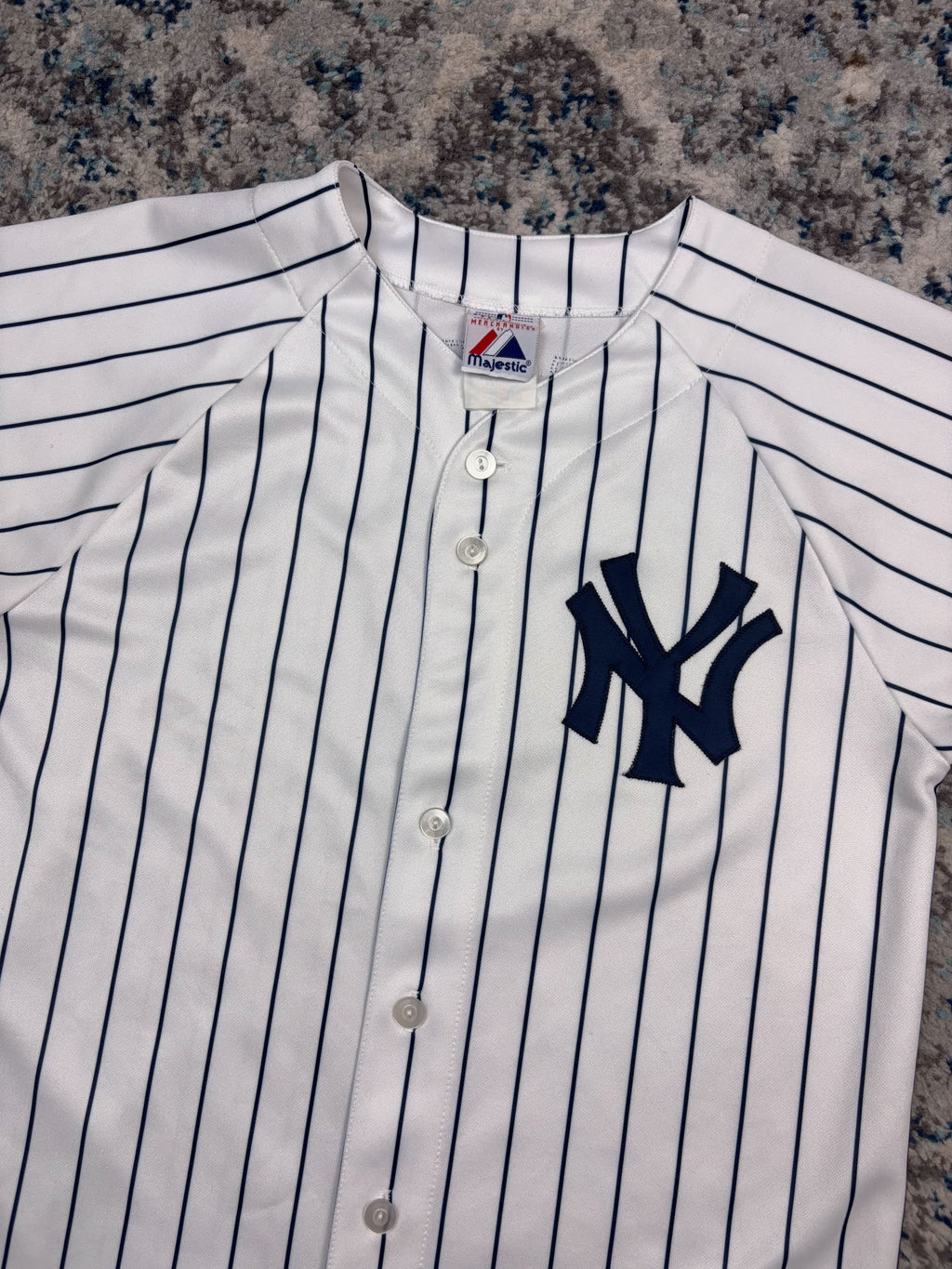 Vintage Derek Jeter #2 New York Yankees MLB Pinstripe Baseball Jersey Size YOUTH L