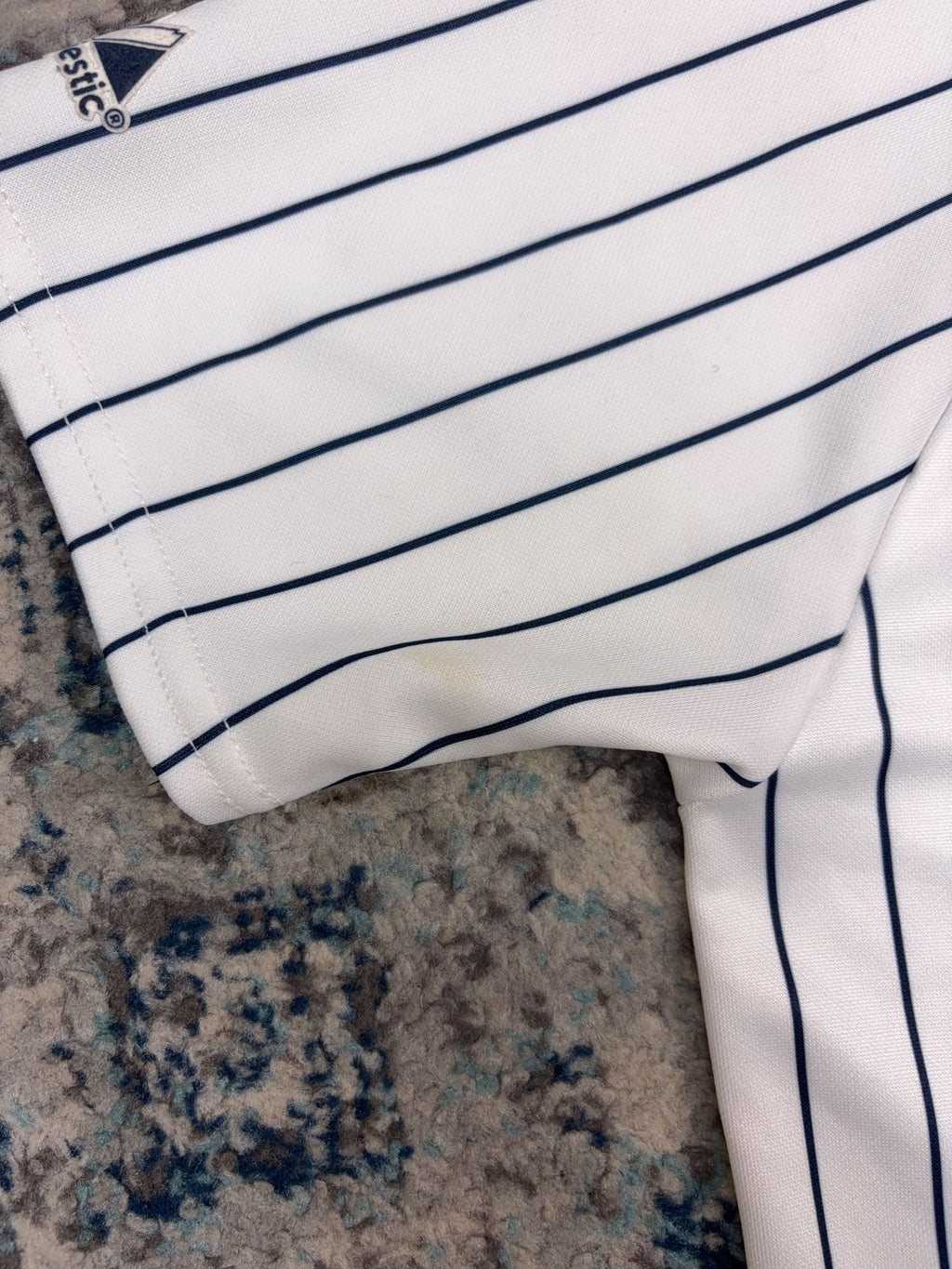 Vintage Derek Jeter #2 New York Yankees MLB Pinstripe Baseball Jersey Size YOUTH L