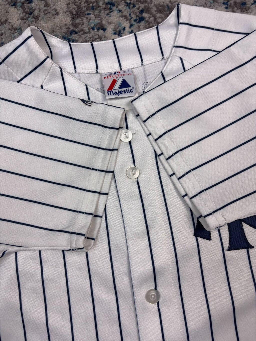 Vintage Derek Jeter #2 New York Yankees MLB Pinstripe Baseball Jersey Size YOUTH L