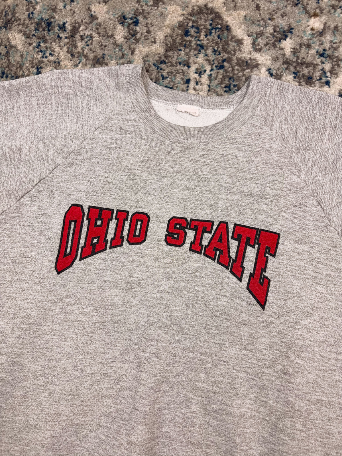 Vintage 90s Ohio State Buckeyes NCAA Arc Spellout Graphic Crewneck Sweatshirt Size Large