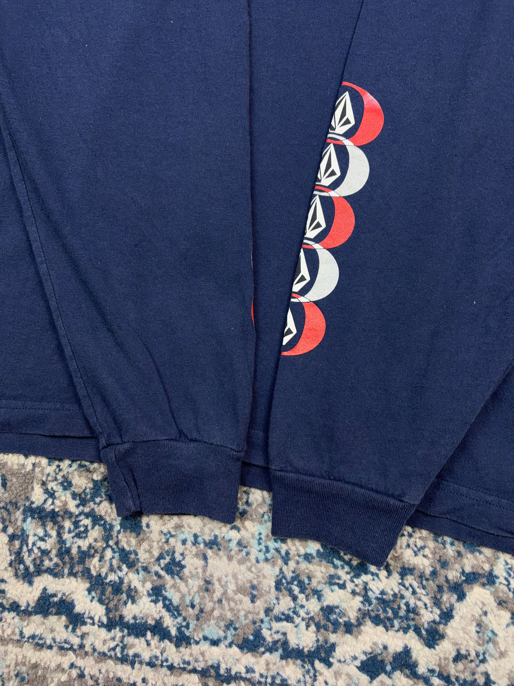 Vintage Y2K Volcom Skateboarding Logo Graphic Spellout Long Sleeve T-Shirt Size XL