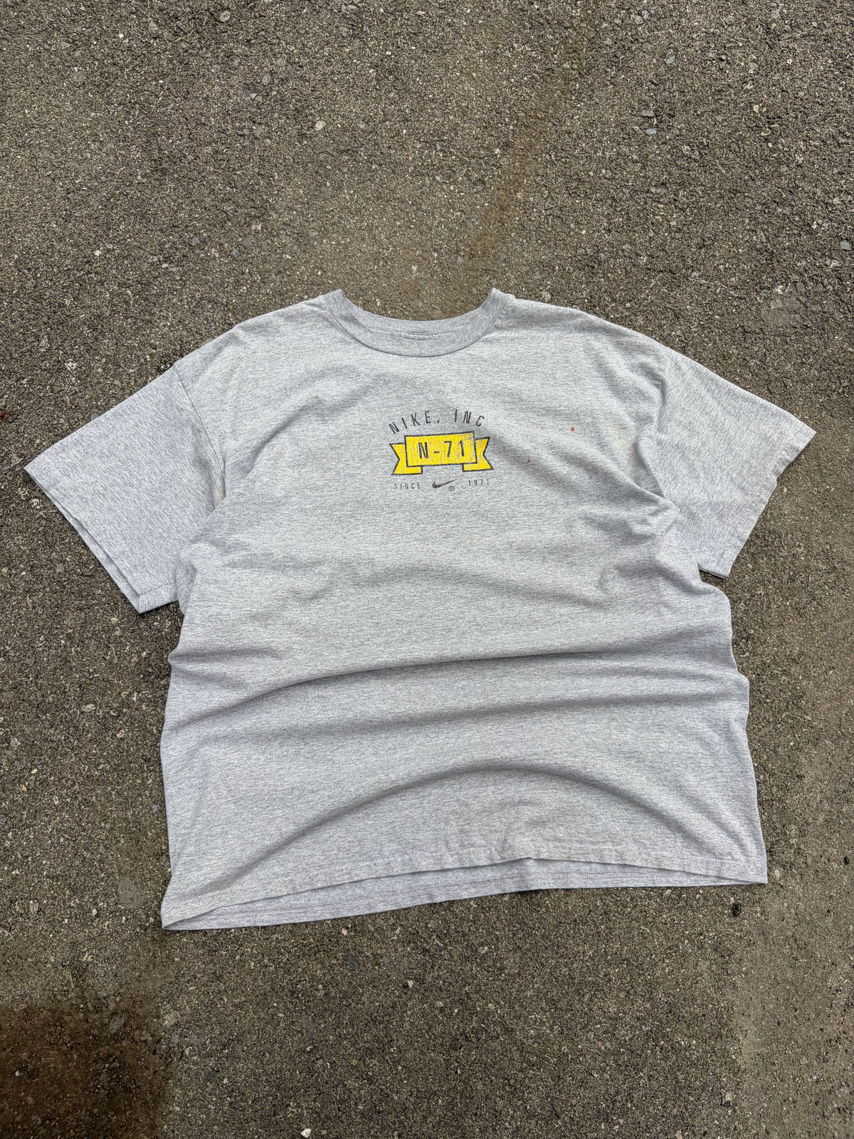 Vintage 90s Nike N71 Ribbon Spellout Graphic T-Shirt Size XL