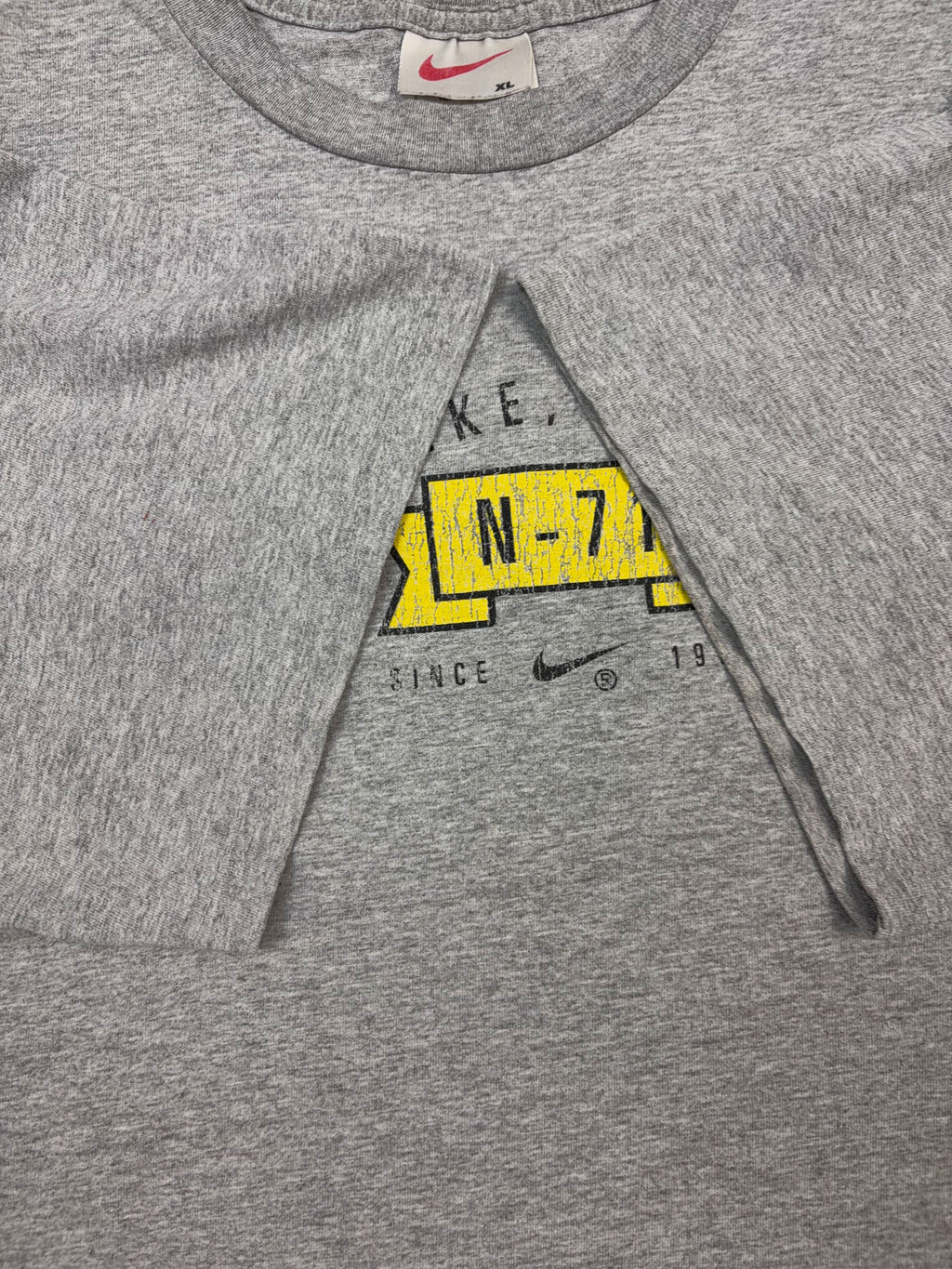 Vintage 90s Nike N71 Ribbon Spellout Graphic T-Shirt Size XL