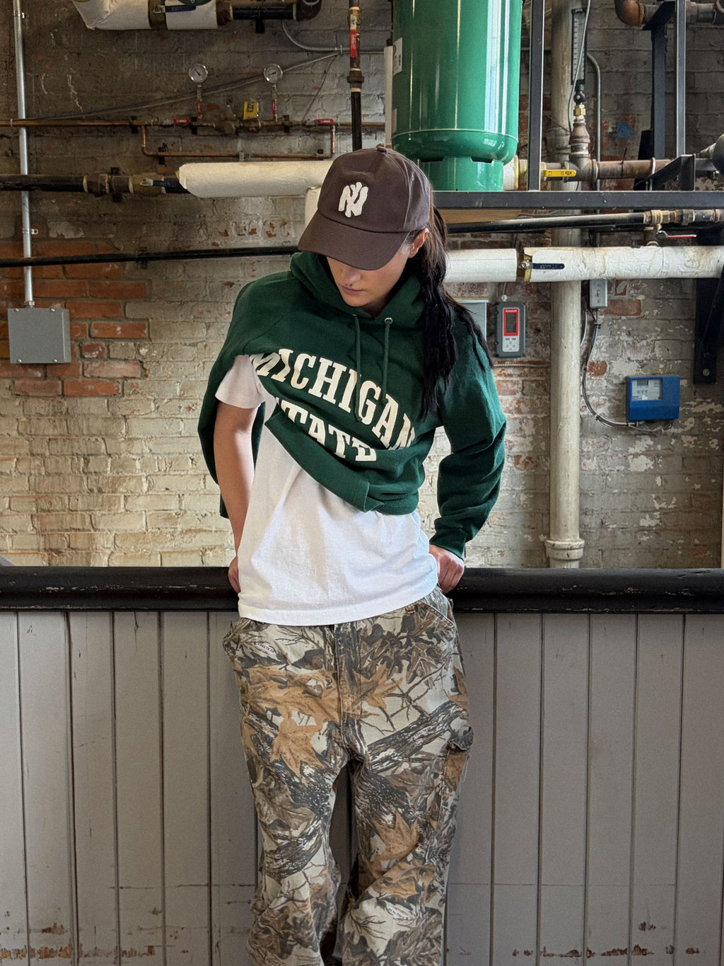 Vintage 90s Michigan State Spartans NCAA Arc Spellout Hooded Champion Sweatshirt Size XL