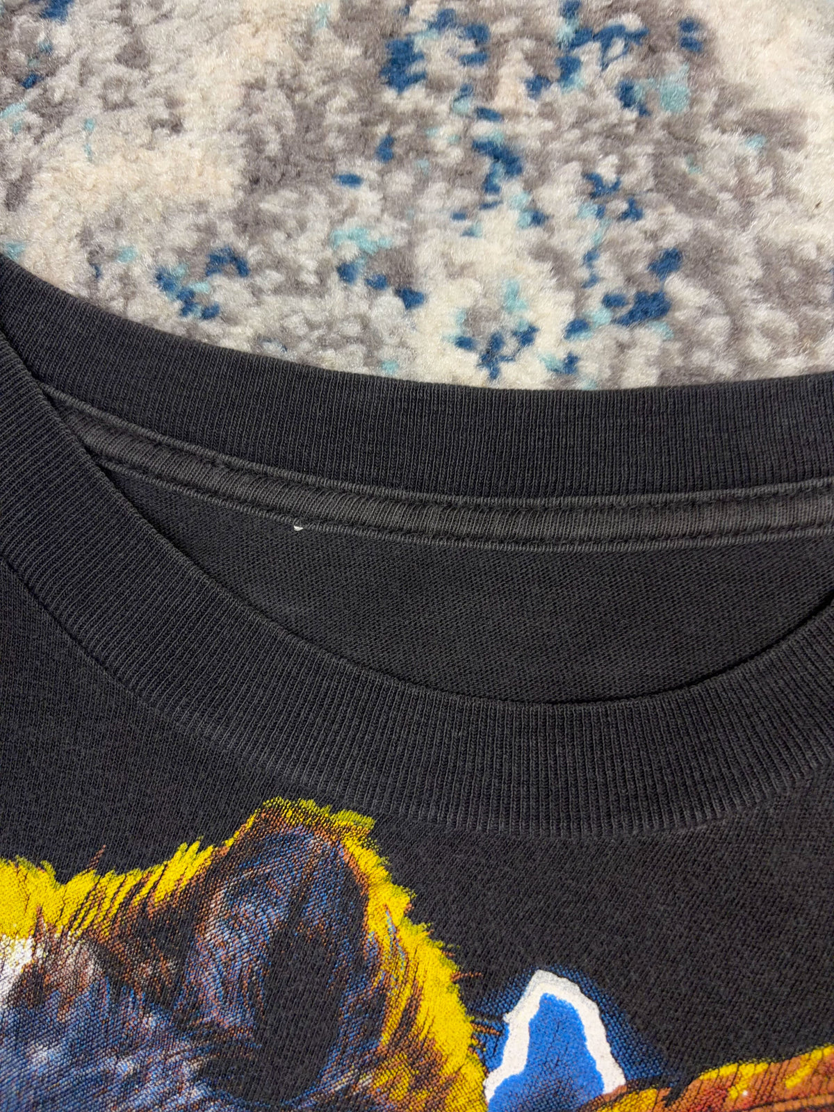 Vintage 90s USA Thunder Native Chief Wolf Portrait Graphic T-Shirt Size Large