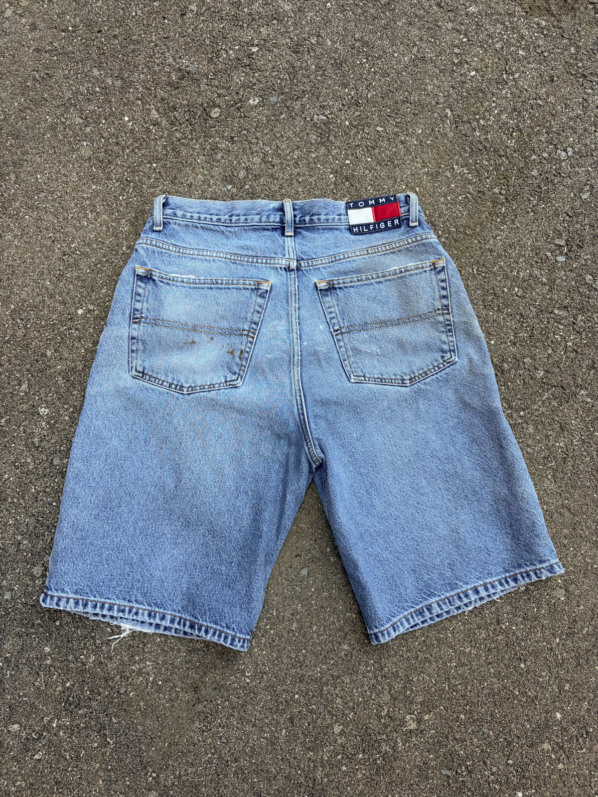 Vintage Tommy Hilfiger Medium Wash Denim Shorts Size 32