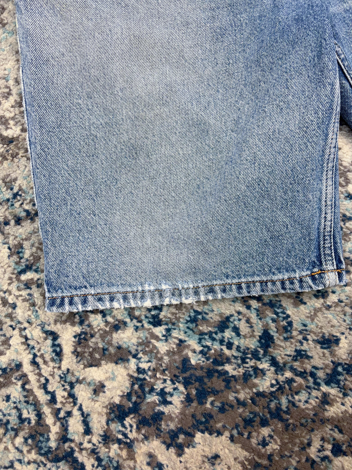 Vintage Tommy Hilfiger Medium Wash Denim Shorts Size 32