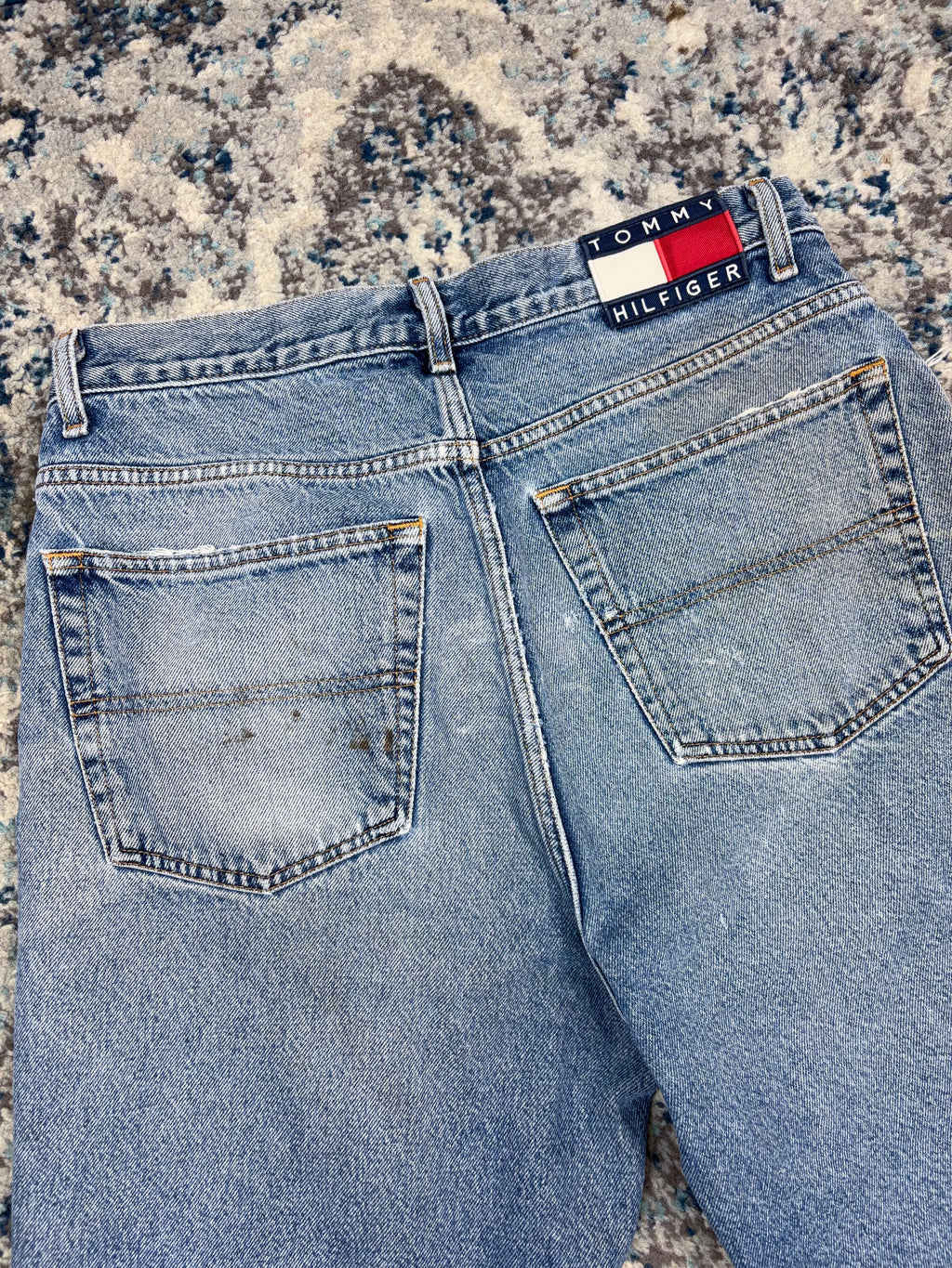 Vintage Tommy Hilfiger Medium Wash Denim Shorts Size 32