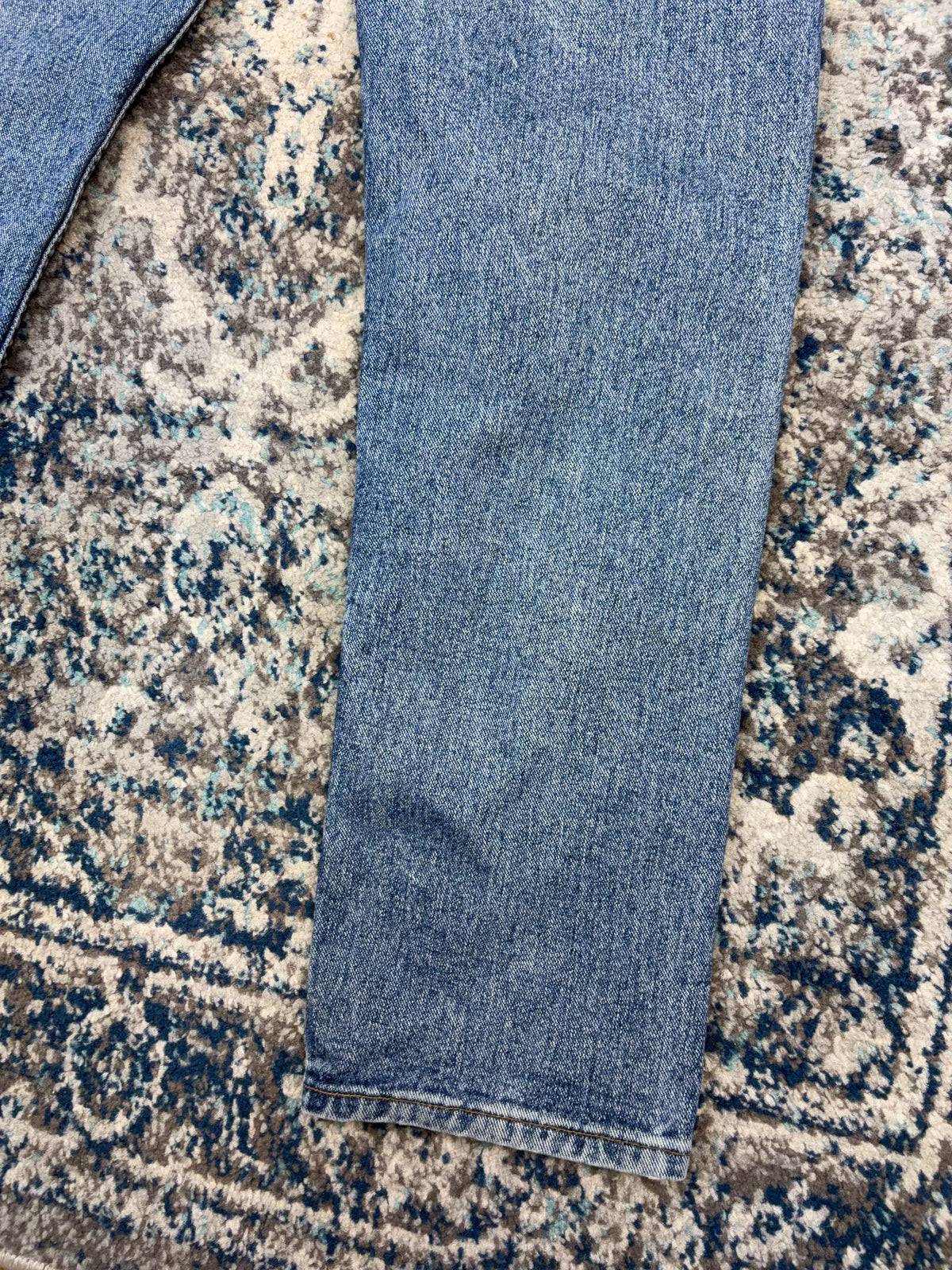 Vintage 90s Levis 505 Red Tab Medium Wash Tapered Denim Pants Size 33