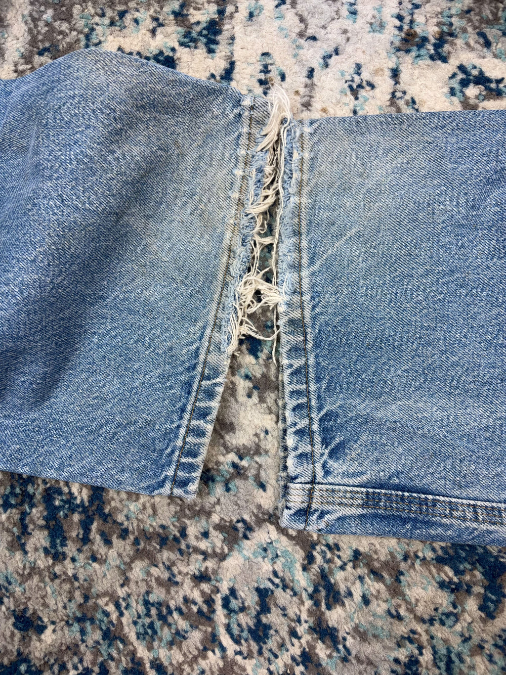 Vintage Carhartt Dungaree Fit Medium Wash Denim Double Knee Pants Size 35