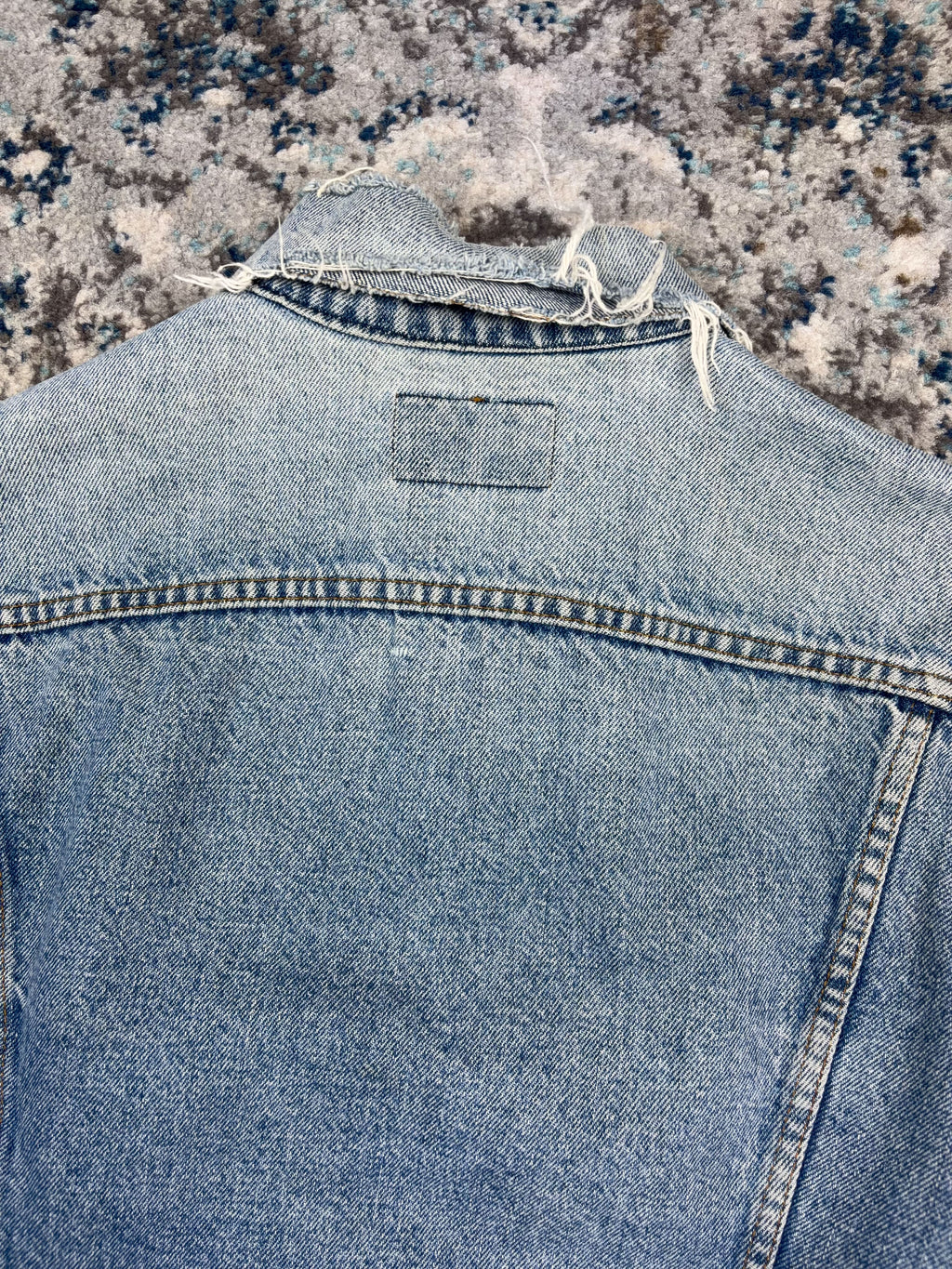 Vintage Levis Red Tab Medium Wash Type 3 Trucker Jacket Size Large