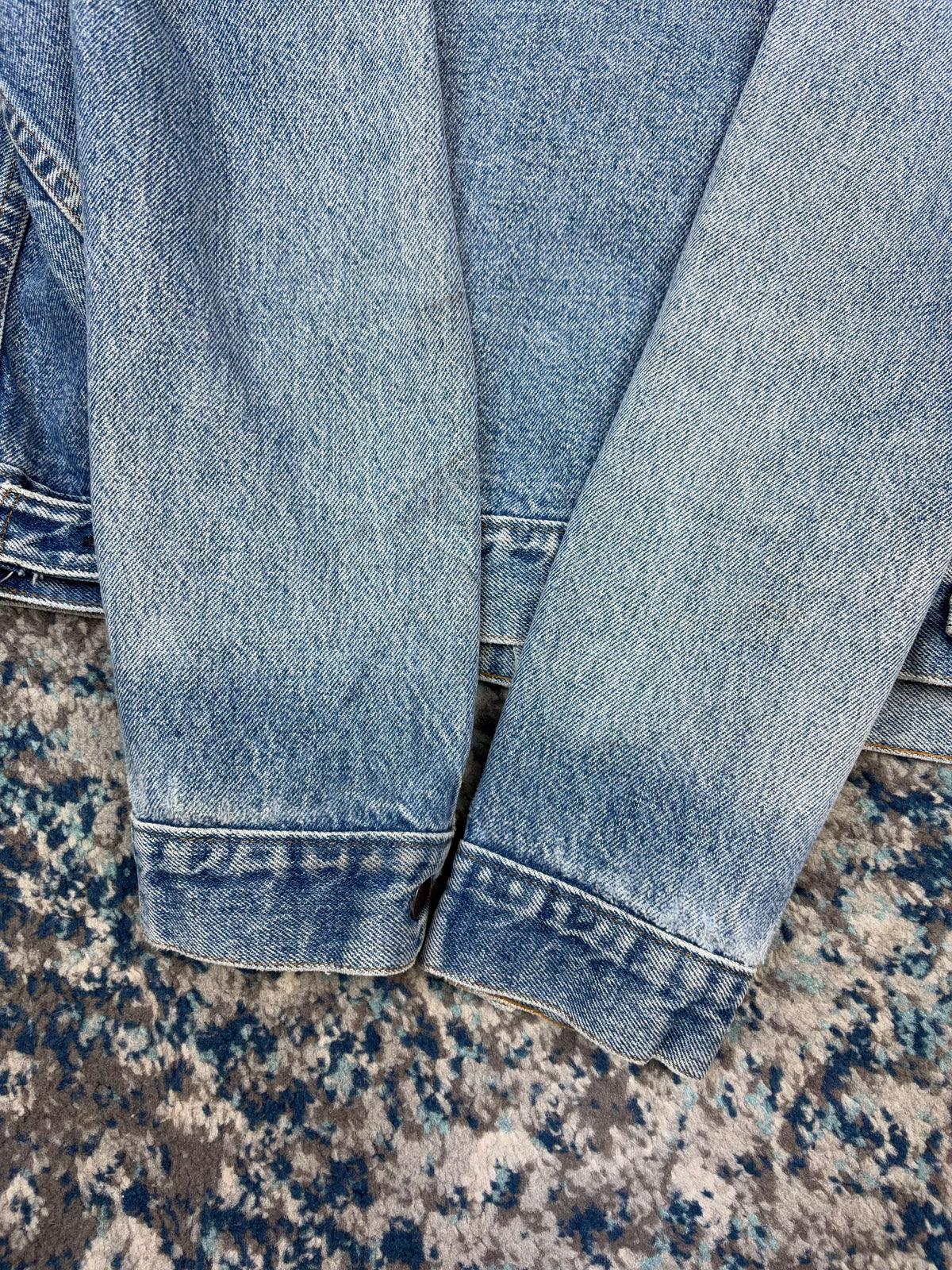 Vintage Levis Red Tab Medium Wash Type 3 Trucker Jacket Size Large