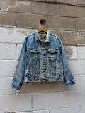 Vintage Levis Red Tab Medium Wash Denim Type 3 Trucker Jacket Size Medium