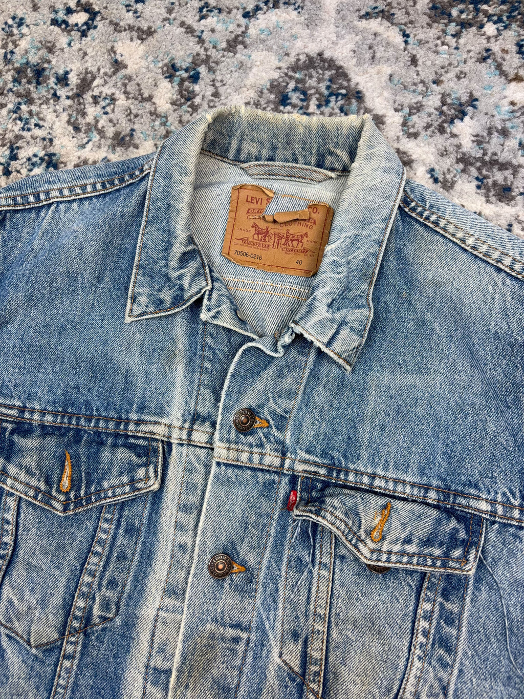 Vintage Levis Red Tab Medium Wash Denim Type 3 Trucker Jacket Size Medium