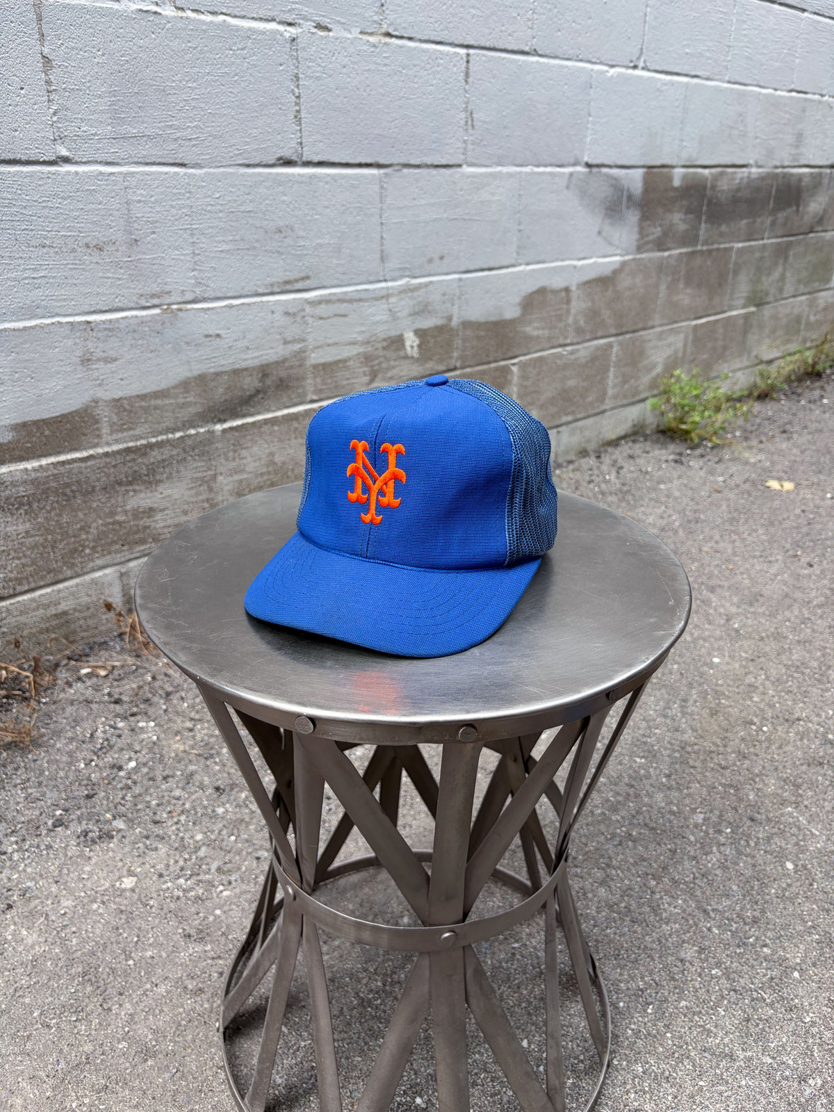 Vintage 80s/90s New York Mets MLB Embroidered Logo Trucker Snapback Hat OSFA