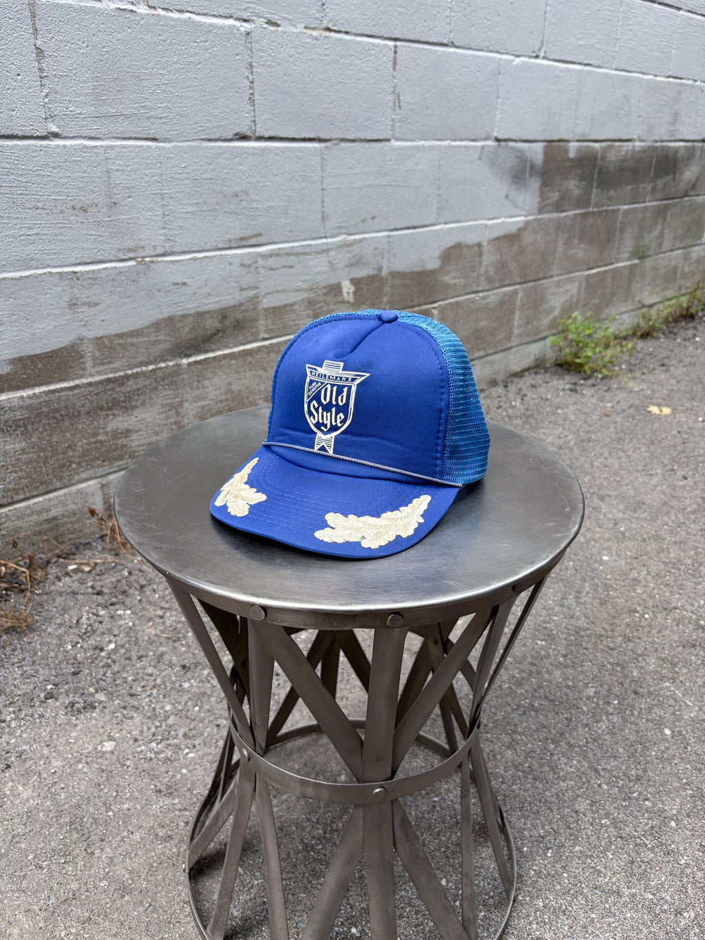 Vintage 80s/90s Heilemans Old Style Beer Promo Oak Leaf Brim Trucker Snapback Hat OSFA