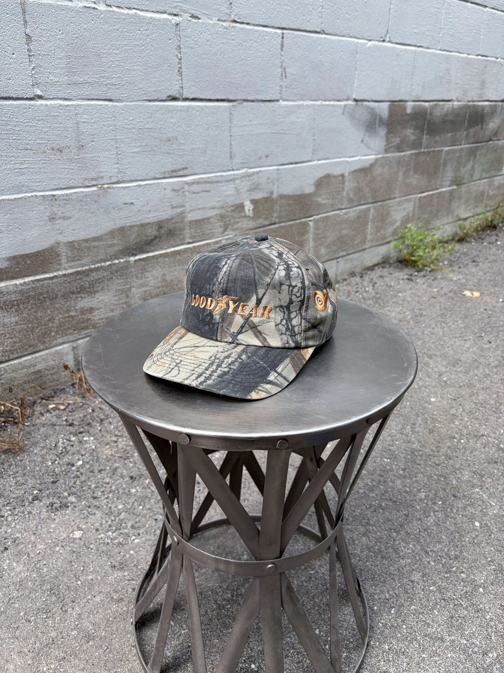 Vintage Goodyear Embroidered Logo Realtree Hardwoods Camo Hunting Snapback Hat OSFA