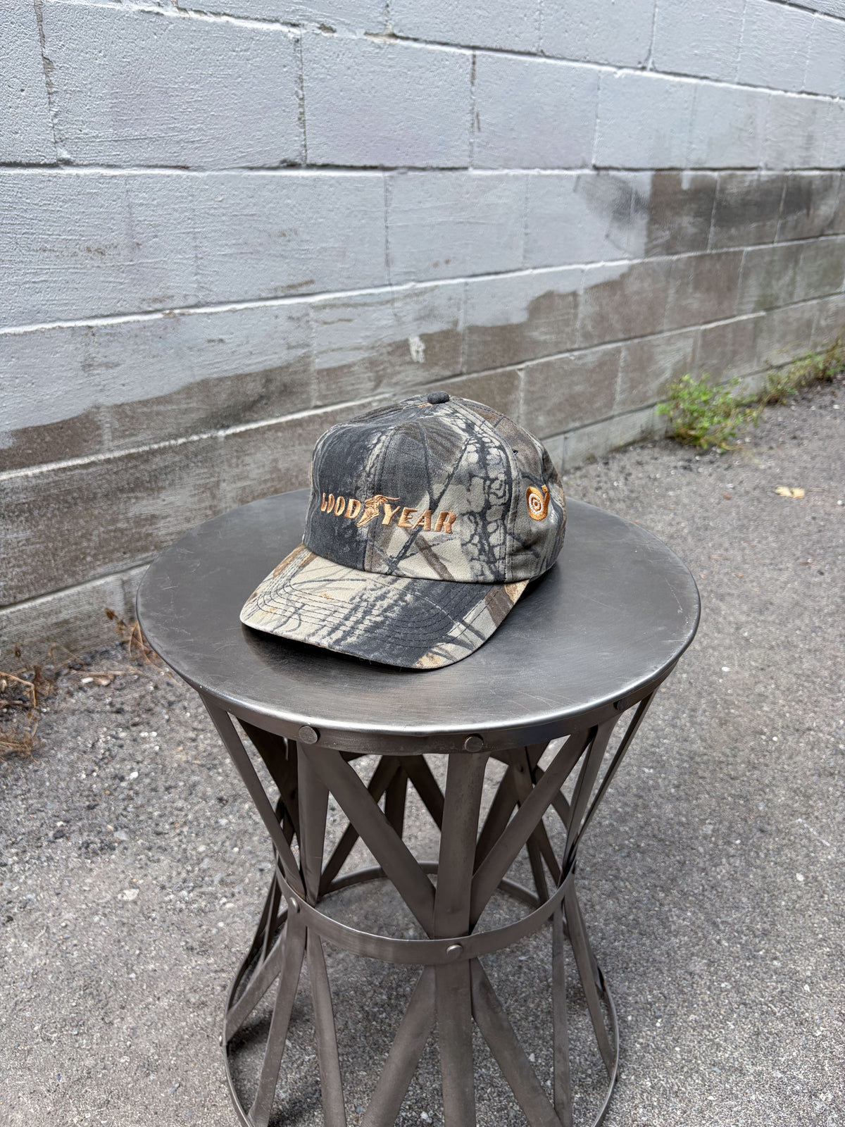 Vintage Goodyear Embroidered Logo Realtree Hardwoods Camo Hunting Snapback Hat OSFA