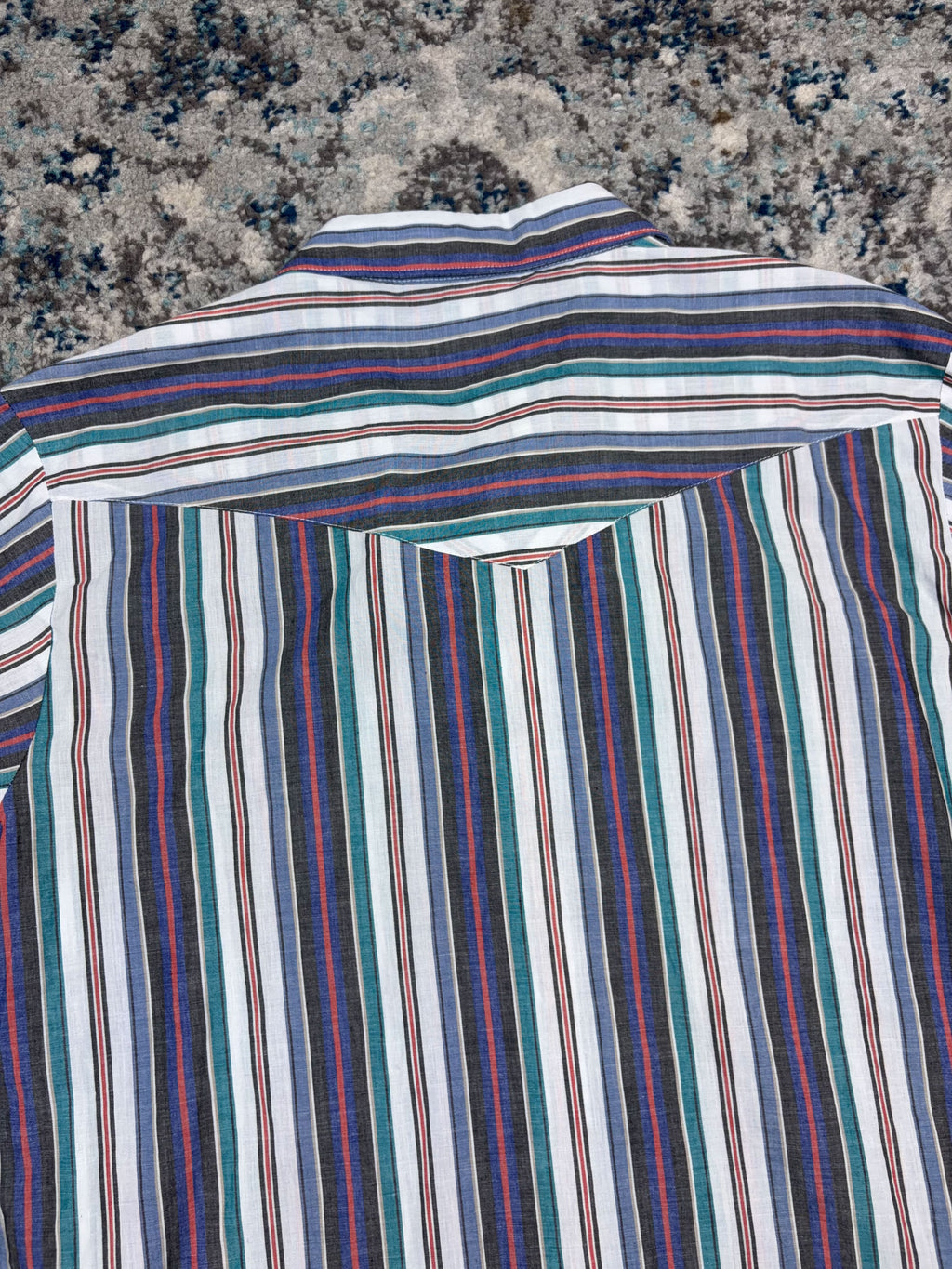 Vintage Wrangler Pearl Snap Striped Long Sleeve Reworked Cropped Button Up Shirt Size XL