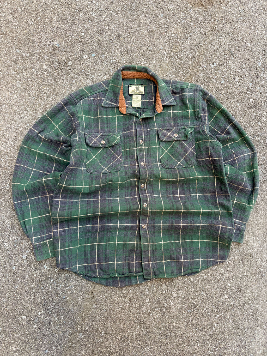Vintage Field & Stream Plaid Double Pocket Long Sleeve Button Up Shirt Size LT