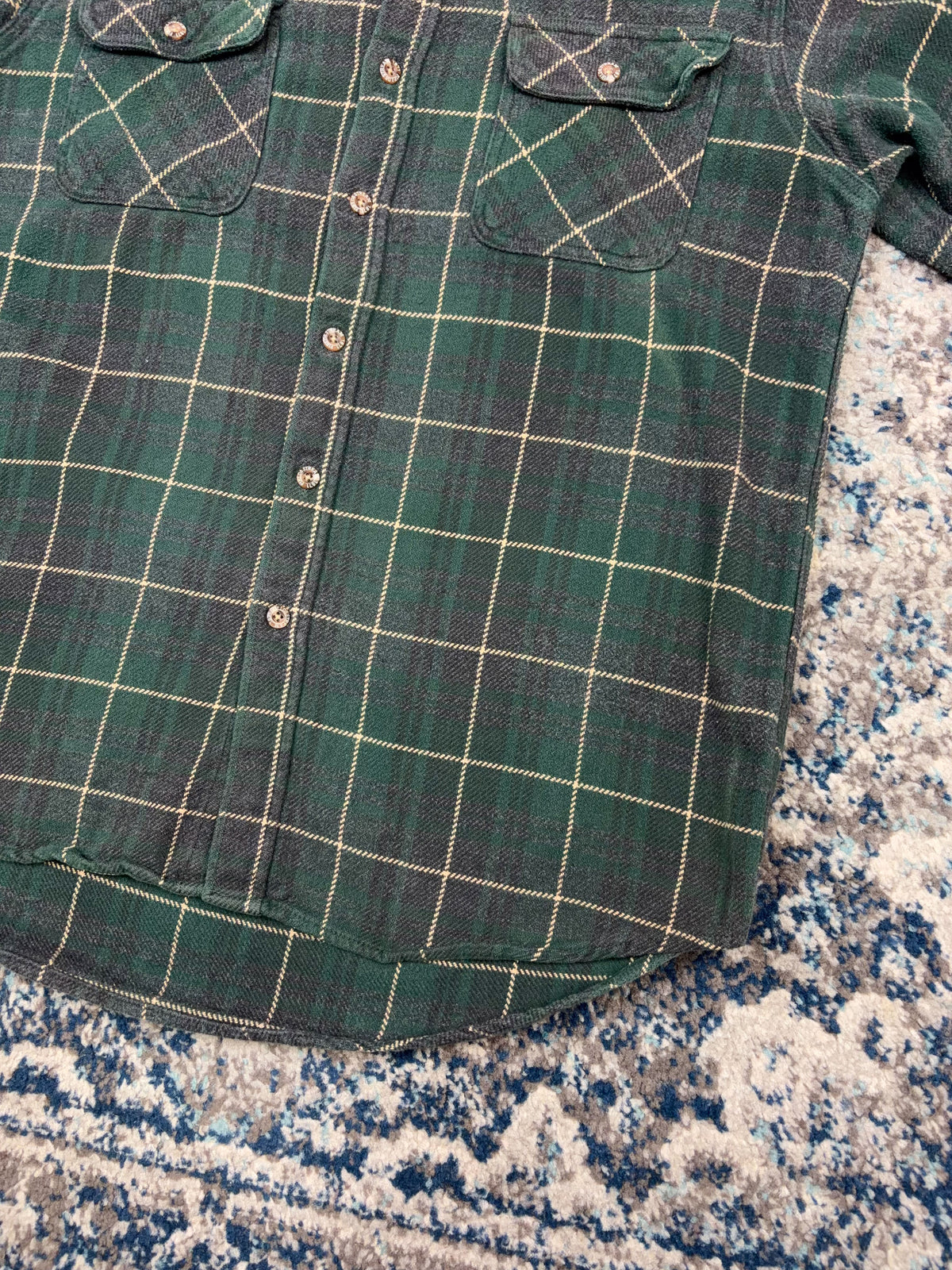 Vintage Field & Stream Plaid Double Pocket Long Sleeve Button Up Shirt Size LT