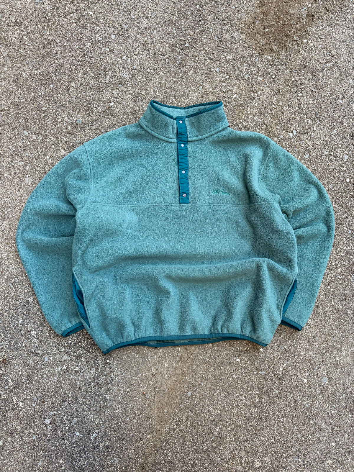 Sweat-shirt polaire vintage L.L. Bean à quart de boutons et broderie ton sur ton, taille L