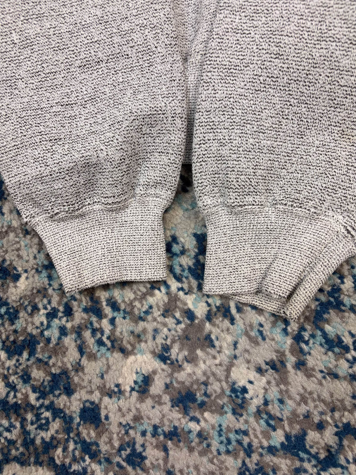 Vintage Ohio State Buckeyes NCAA Embroidered Script Spellout Sweatshirt Size Medium
