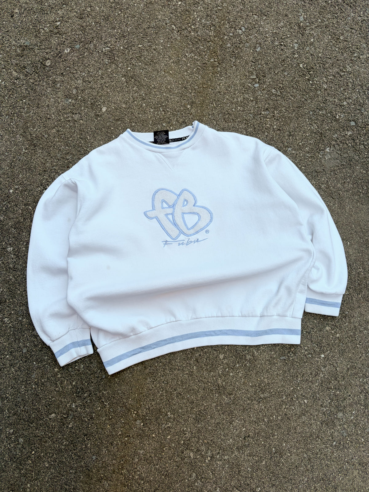 Vintage Y2K Fubu Embroidered Logo Spellout Pullover Sweatshirt Size Medium