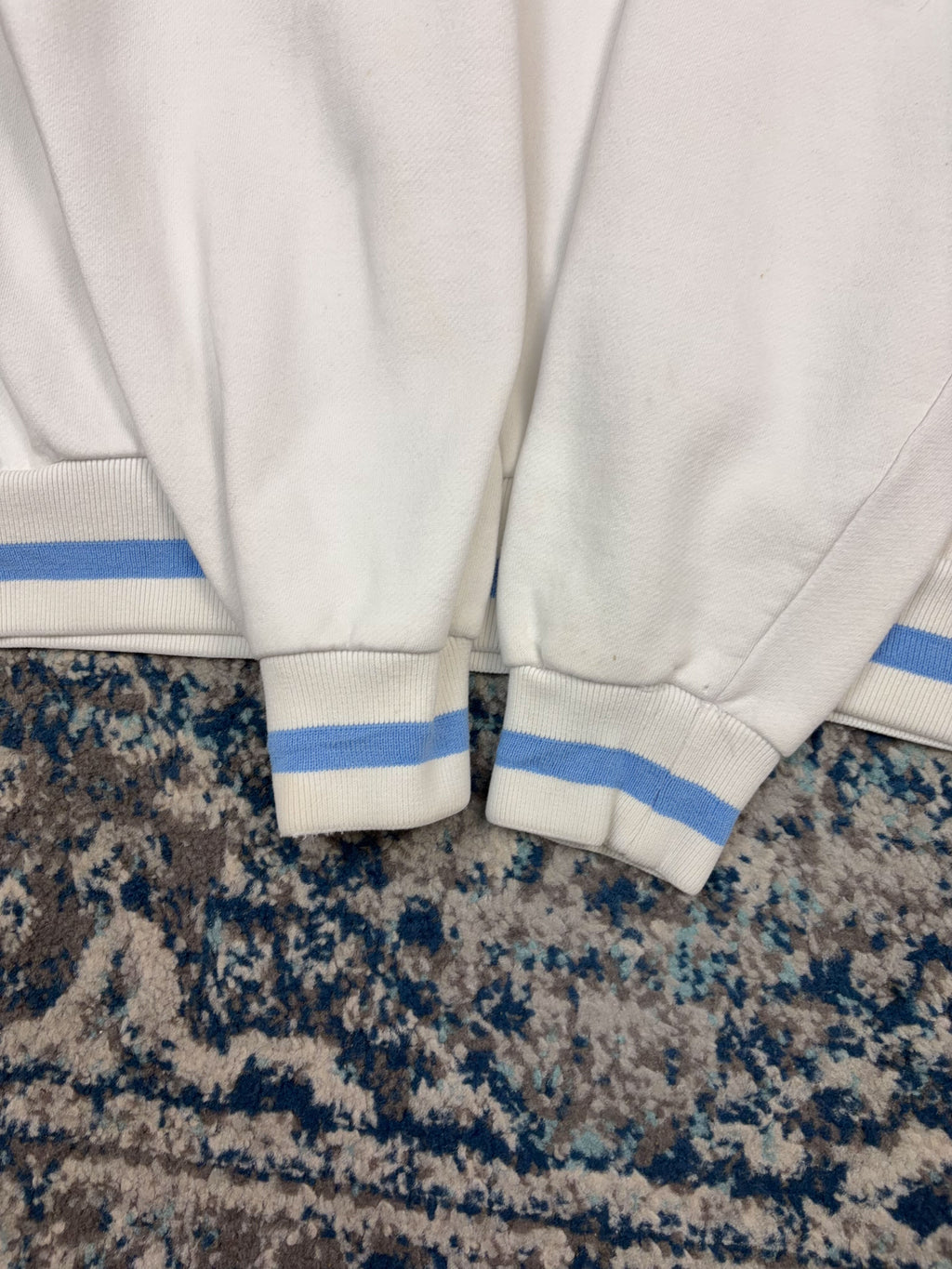 Vintage Y2K Fubu Embroidered Logo Spellout Pullover Sweatshirt Size Medium