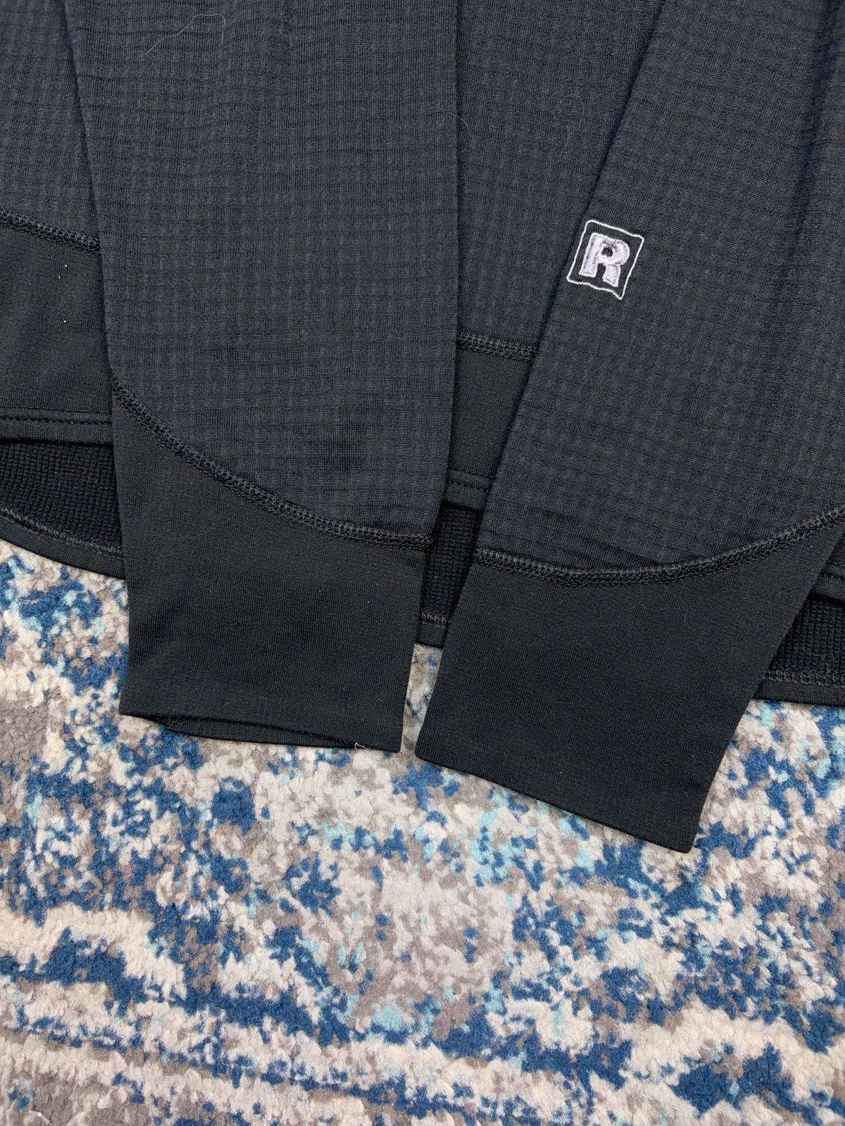 Patagonia Embroidered Logo 1/2 Zip Pullover Lightweight Sweatshirt Size Large