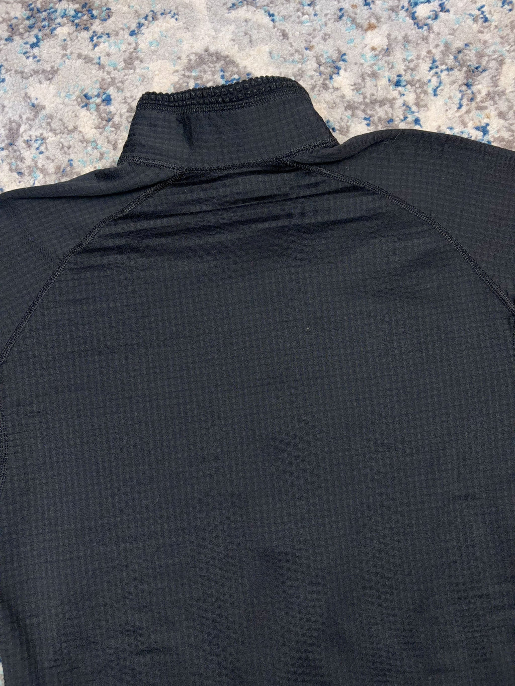 Patagonia Embroidered Logo 1/2 Zip Pullover Lightweight Sweatshirt Size Large