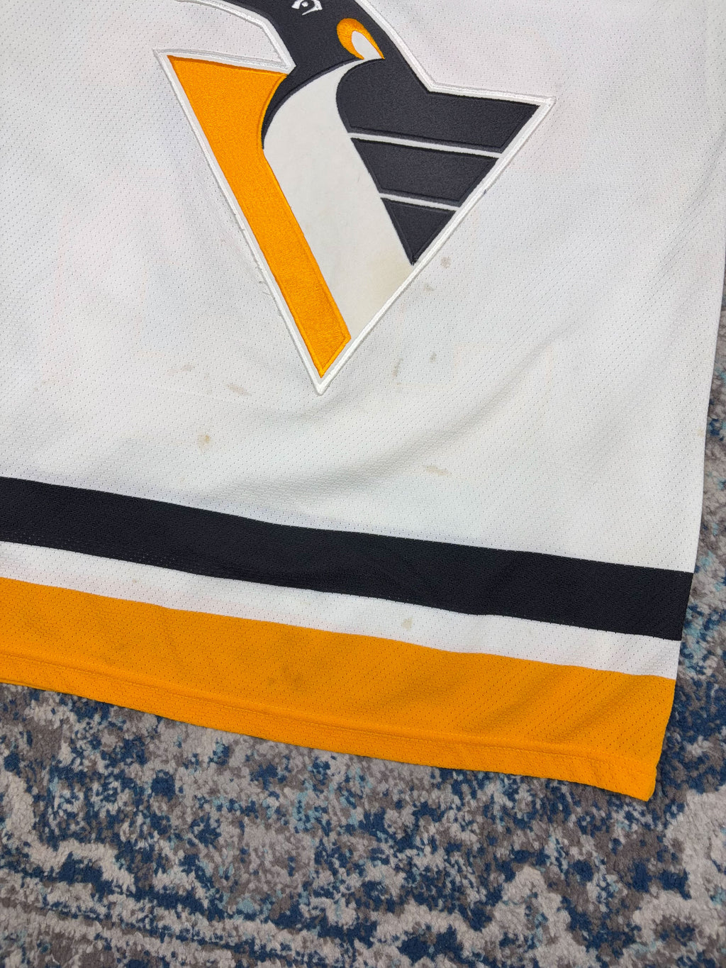 Vintage 90s Tom Barrasso #35 Pittsburgh Penguins NHL CCM Maska Jersey Size Medium