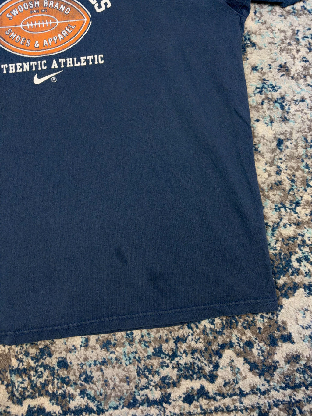 Vintage Nike Athletics Football Long Sleeve Graphic T-Shirt Size Large