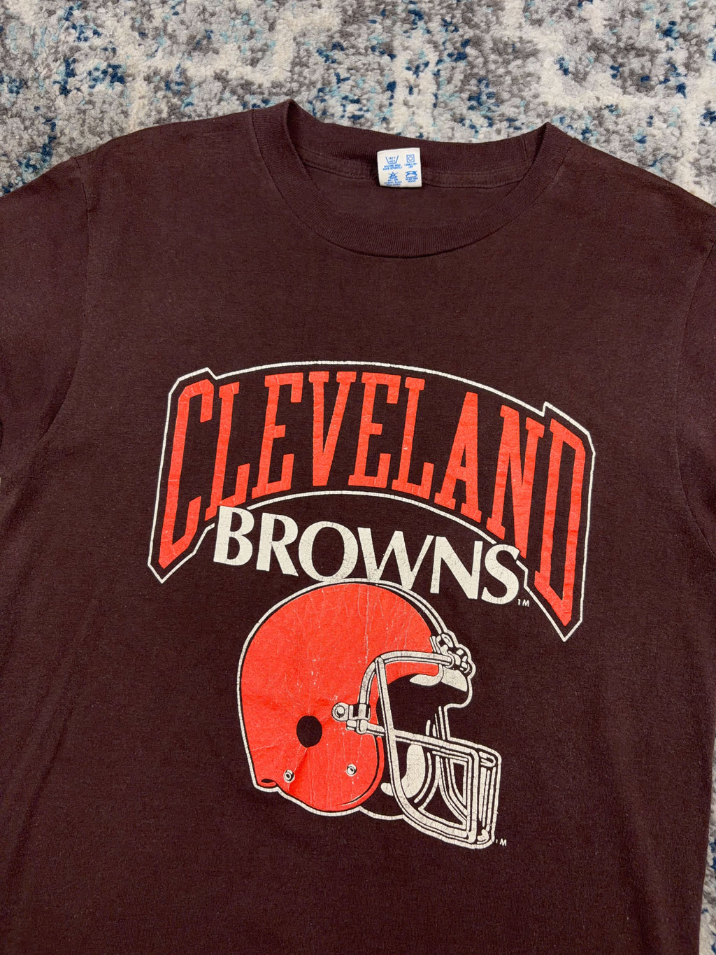 Vintage 80s Cleveland Browns NFL Helmet Graphic Spellout T-Shirt Size Large