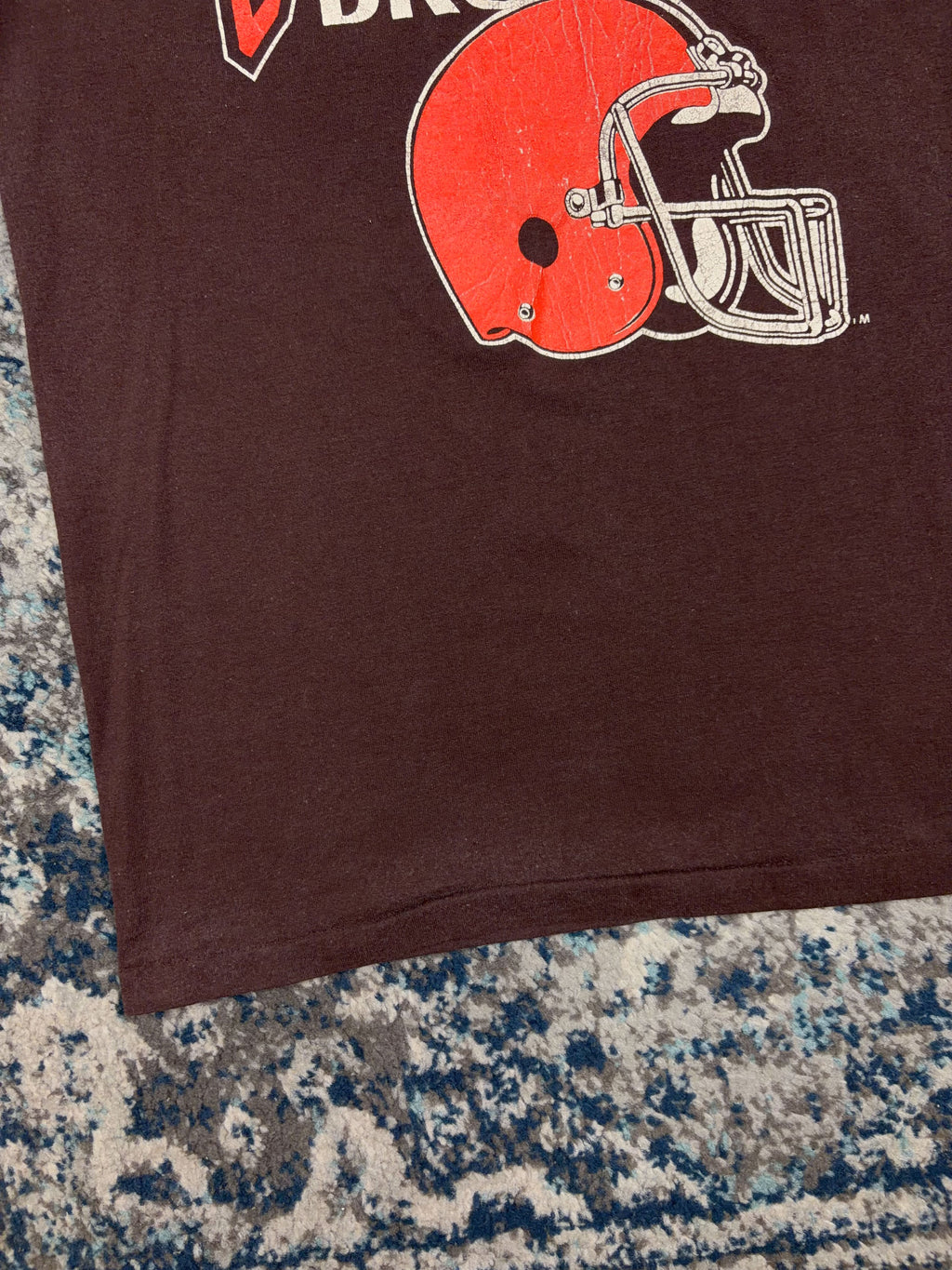 Vintage 80s Cleveland Browns NFL Helmet Graphic Spellout T-Shirt Size Large
