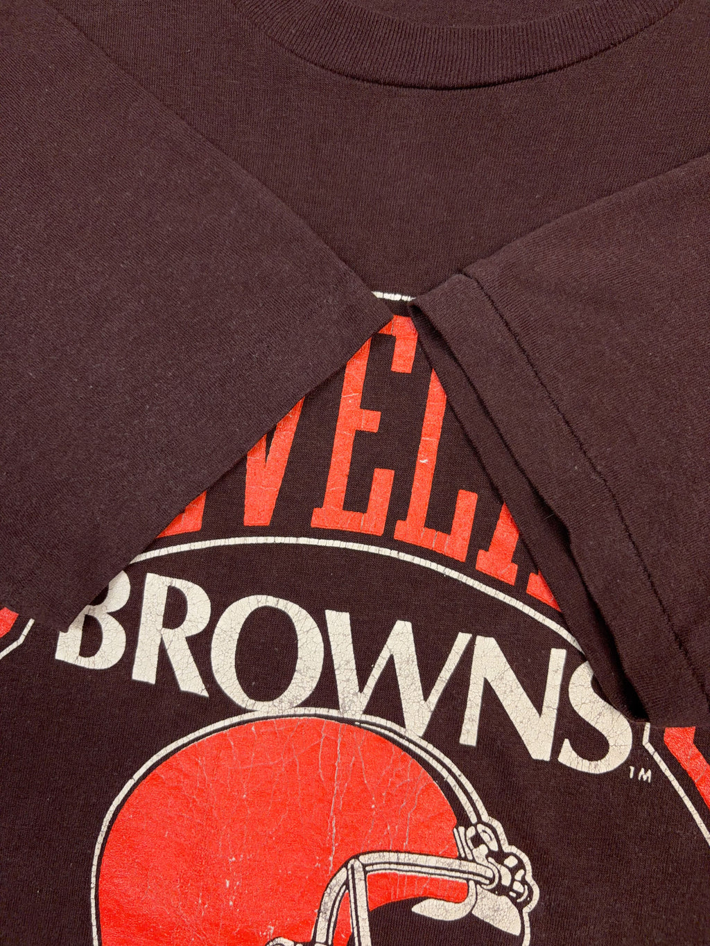 Vintage 80s Cleveland Browns NFL Helmet Graphic Spellout T-Shirt Size Large