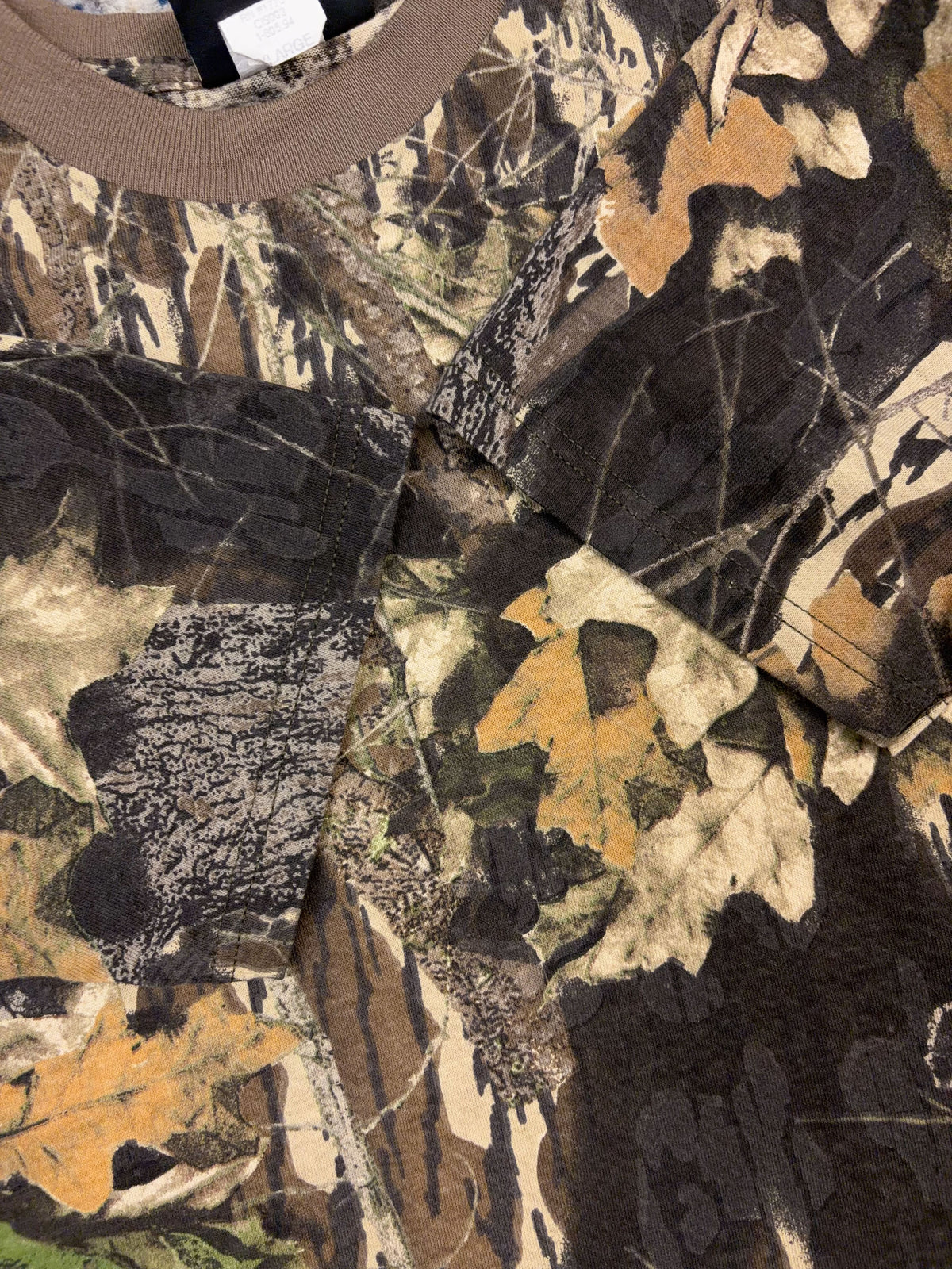 Vintage 90s Wolf Mountain Mossy Oak Breakup Camo T-Shirt Size XL